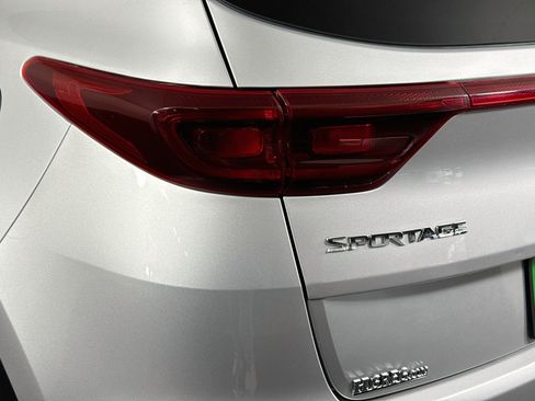 Used 2020 Kia Sportage EX w/ Option Group 15 AWD/4WD image 36