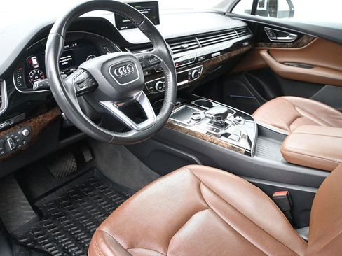 Used 2018 Audi Q7 3.0T Prestige AWD/4WD image 2