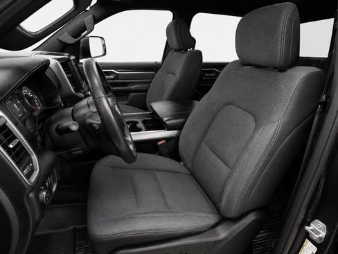 Used 2019 RAM 1500 Big Horn AWD/4WD image 12