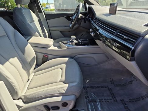 Used 2017 Audi Q7 3.0T Prestige AWD/4WD image 23