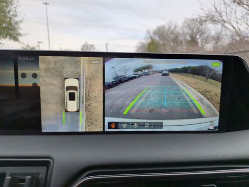 Used 2025 Nissan Armada PRO-4X w/ Pro-4X Premium Package image 18