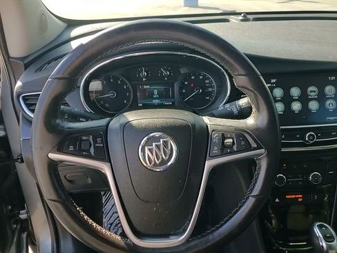 Used 2020 Buick Encore Preferred image 15