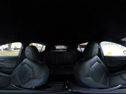 Used 2025 Buick Envista Sport Touring image 36