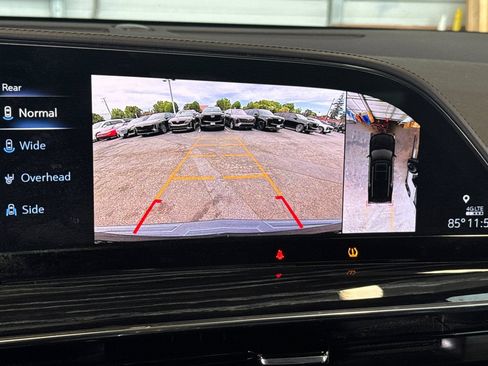 Used 2021 Cadillac Escalade ESV Sport w/ Driver Assist Tech Package AWD/4WD image 25