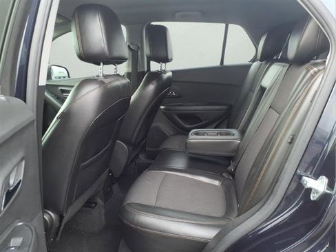 Certified 2021 Chevrolet Trax LT w/ LT Convenience Package image 13