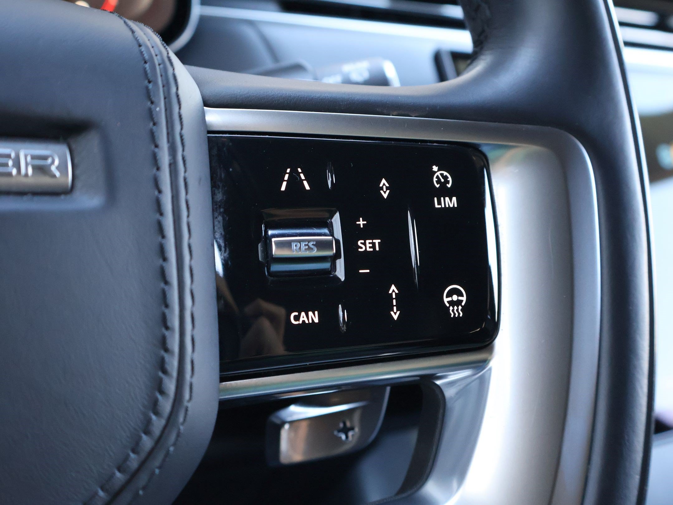 Certified 2024 Land Rover Range Rover Autobiography AWD/4WD image 20