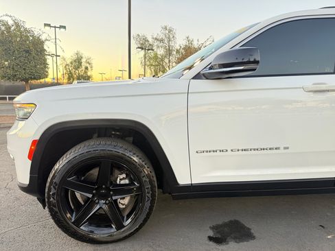 Certified 2021 Jeep Grand Cherokee L Limited image 10