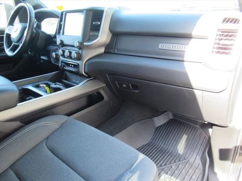 Used 2022 RAM 1500 Big Horn AWD/4WD image 9