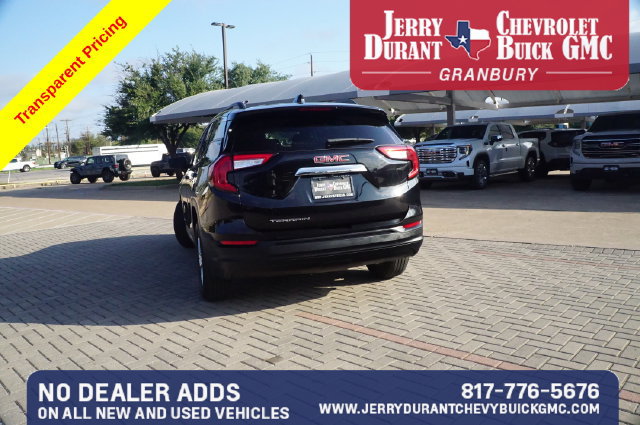 Used 2024 GMC Terrain SLE w/ Driver Convenience Package FWD image 6