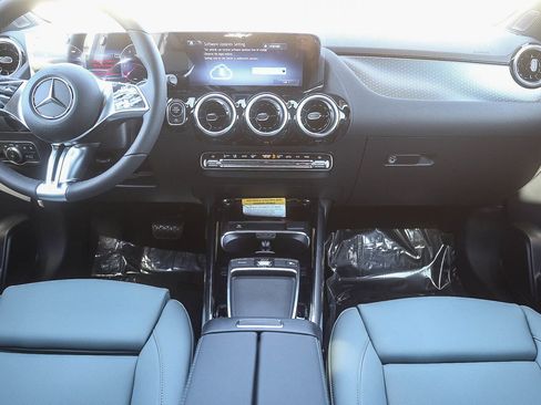 New 2026 Mercedes-Benz GLA 250 4MATIC image 10