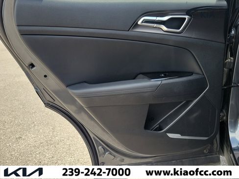 Certified 2023 Kia Sportage EX FWD image 12
