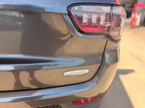 Used 2018 Jeep Compass Latitude w/ Popular Equipment Group AWD/4WD image 19