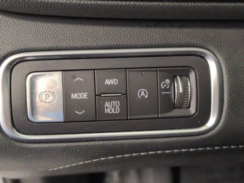 Used 2026 Buick Enclave Sport Touring AWD/4WD image 10