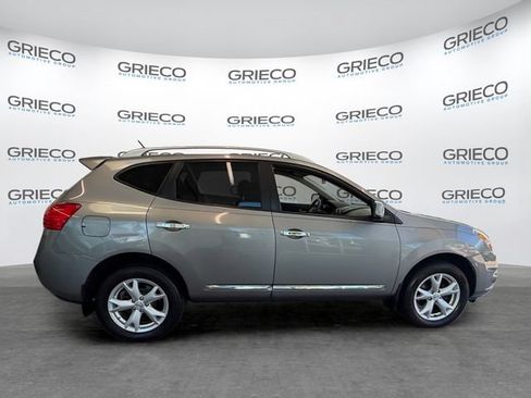 Used 2011 Nissan Rogue SV FWD image 8