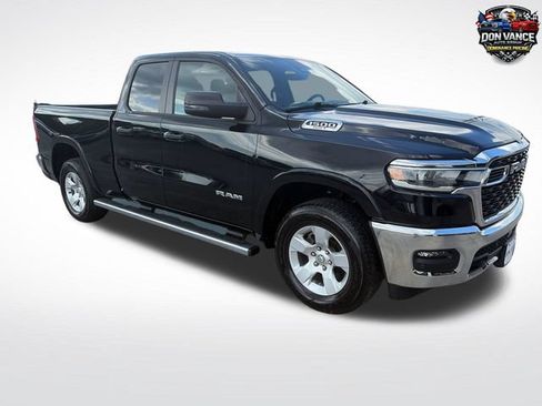 Used 2025 RAM 1500 Big Horn AWD/4WD image 8