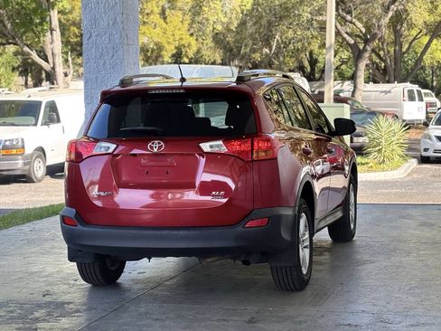 Used 2013 Toyota RAV4 XLE AWD/4WD image 8