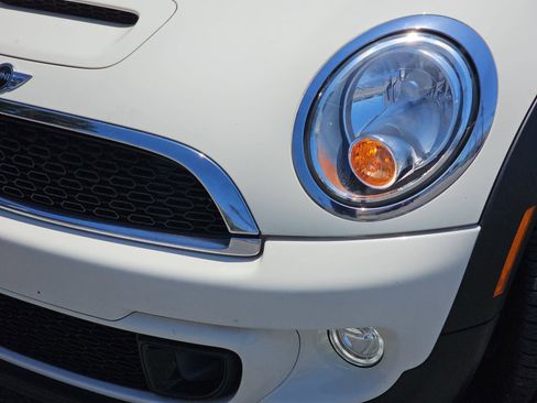 Used 2015 MINI Cooper Roadster S FWD image 25