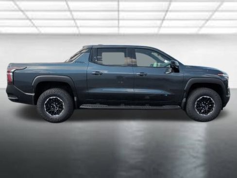 New 2026 Chevrolet Silverado EV Trail Boss w/ Premium Package AWD/4WD image 37