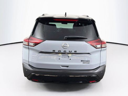 Used 2023 Nissan Rogue SV AWD/4WD image 10