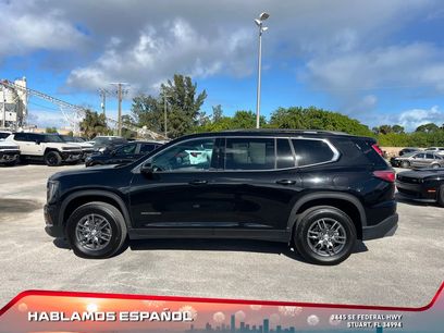 Used 2025 GMC Acadia Elevation