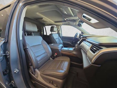 Used 2019 GMC Yukon Denali w/ Denali Ultimate Package image 23