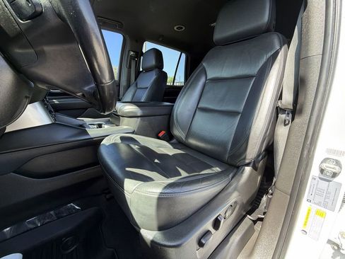 Used 2021 Chevrolet Tahoe Z71 image 24