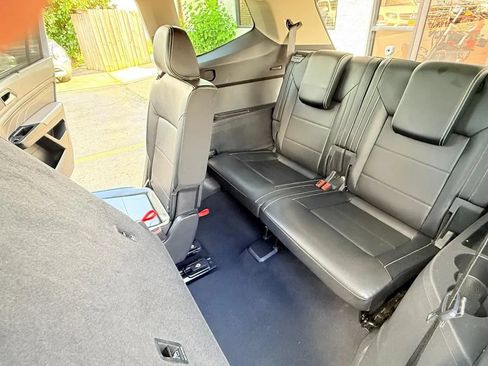 Used 2021 Volkswagen Atlas SE FWD image 21