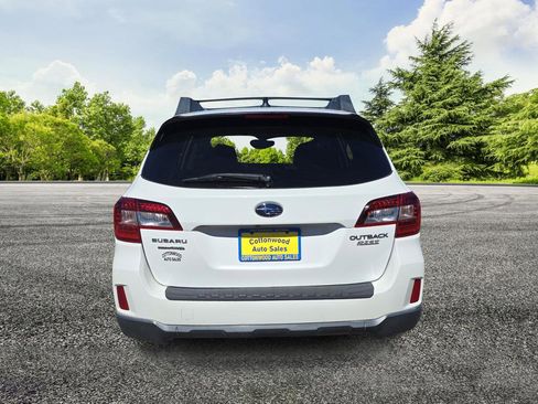 Used 2016 Subaru Outback 2.5i Limited AWD/4WD image 6