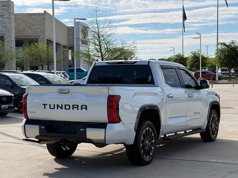 Used 2024 Toyota Tundra Limited w/ Power Package AWD/4WD image 5