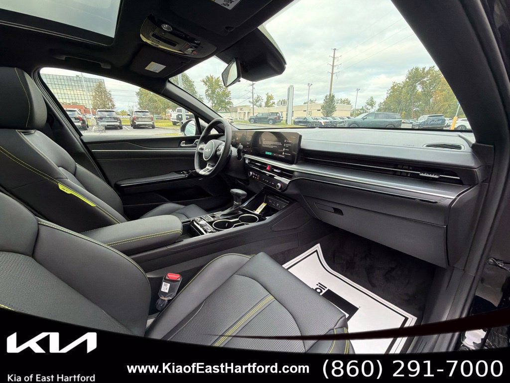 New 2027 Kia K5 GT FWD image 12