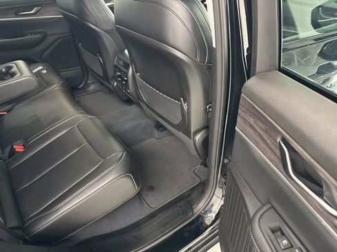 Used 2023 Jeep Grand Cherokee Limited w/ Trailer Tow Prep Group (B) AWD/4WD image 29