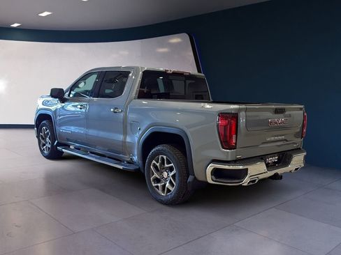 New 2026 GMC Sierra 1500 SLT w/ SLT Premium Plus Package AWD/4WD image 5