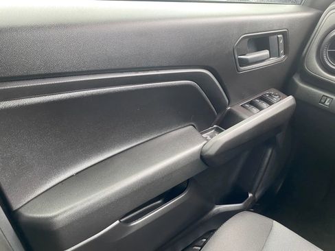 Used 2026 Chevrolet Colorado W/T image 31