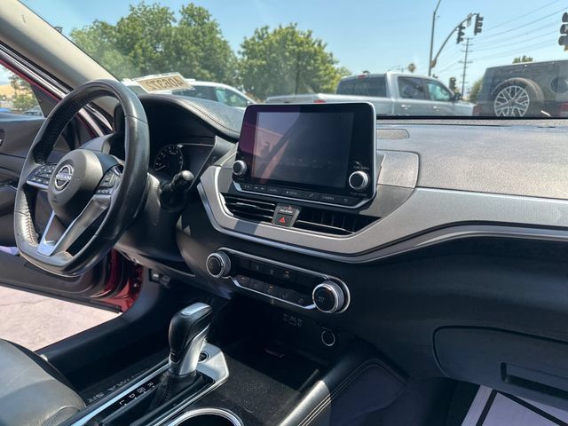 Used 2023 Nissan Altima 2.5 SR FWD image 26