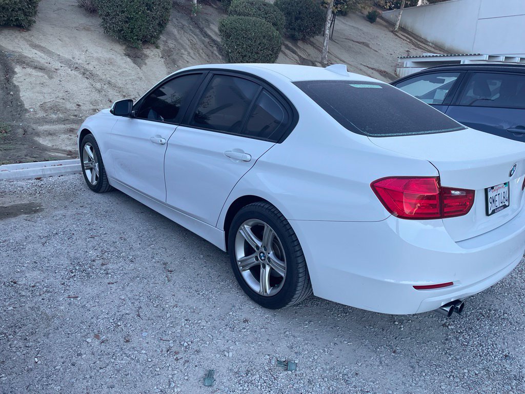 Used 2012 BMW 328i Sedan RWD image 2