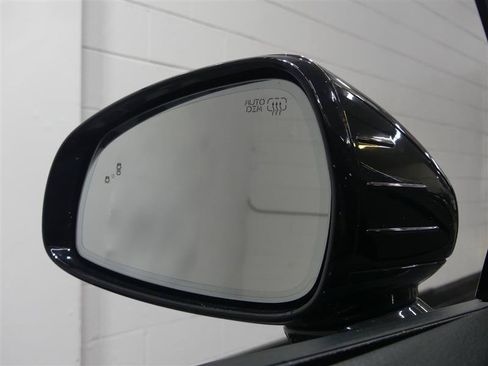 Used 2022 Kia Stinger GT2 AWD/4WD image 14