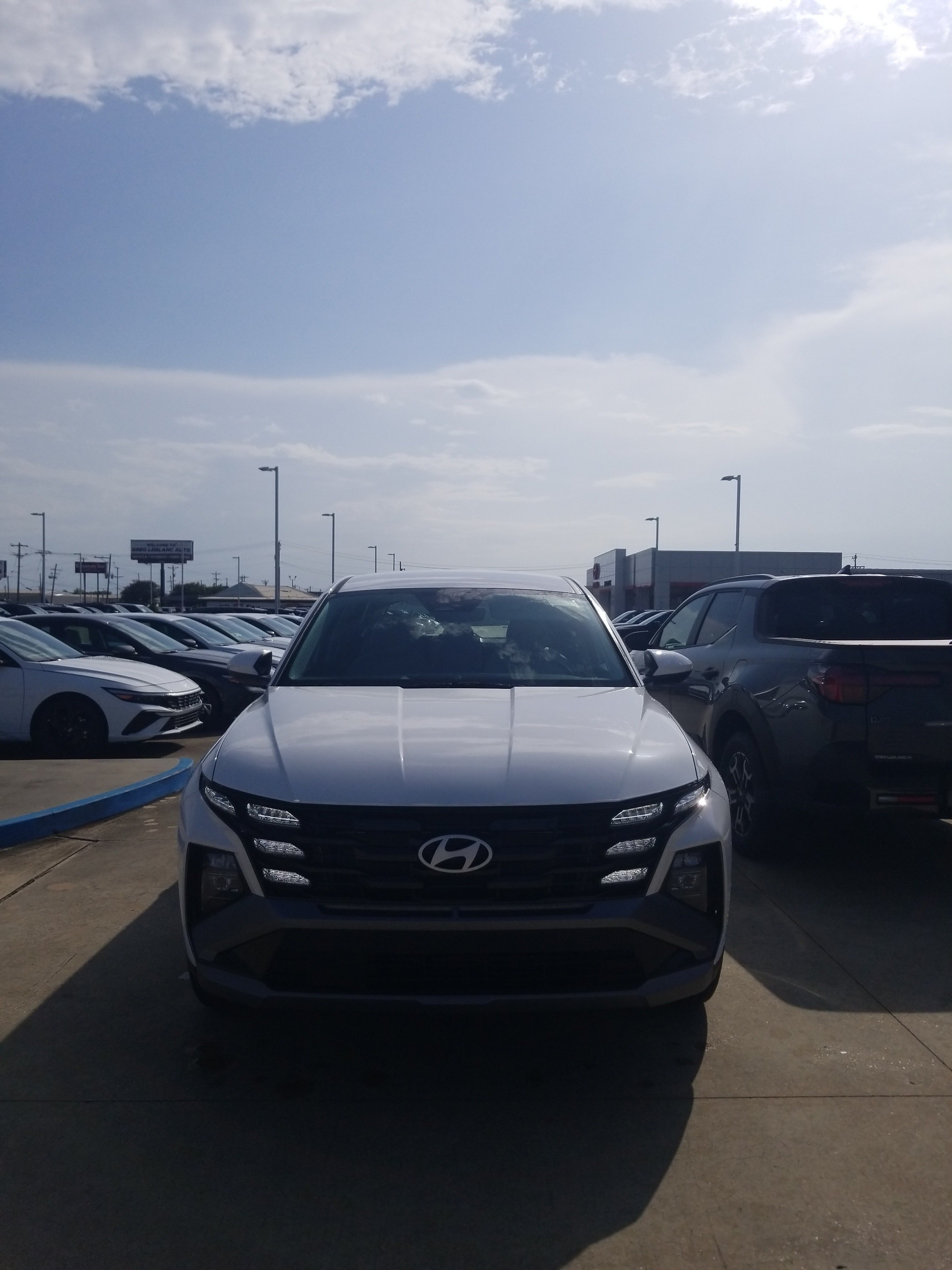 New 2026 Hyundai Tucson SE FWD image 2