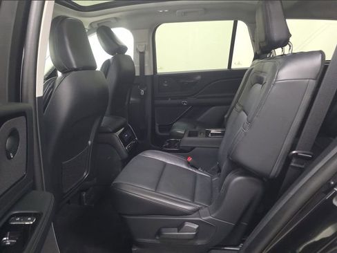 Used 2025 Lincoln Aviator Reserve w/ Jet Appearance Package AWD/4WD image 7