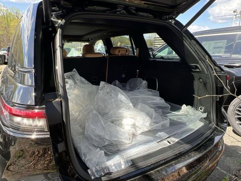 New 2025 Jeep Grand Cherokee Summit image 17