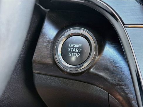 Used 2016 Toyota Avalon Limited FWD image 36