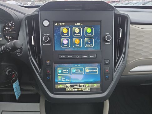 Certified 2025 Subaru Forester image 23