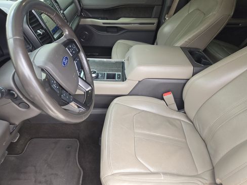 Used 2021 Ford Expedition Limited RWD image 15