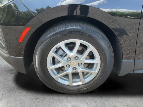 Used 2023 Chevrolet Equinox LS FWD image 24