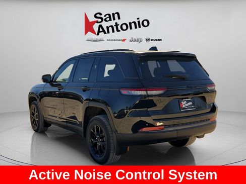 New 2026 Jeep Grand Cherokee Altitude AWD/4WD image 7