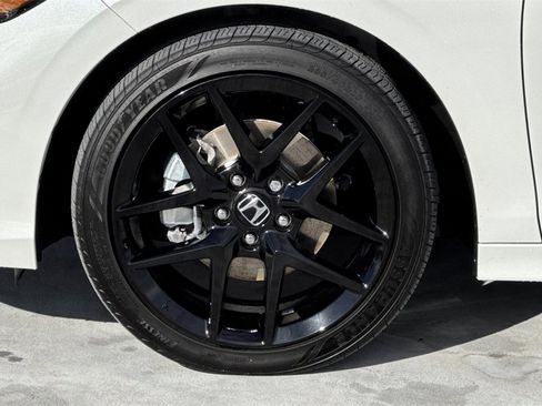 Certified 2025 Honda Civic Sport image 24