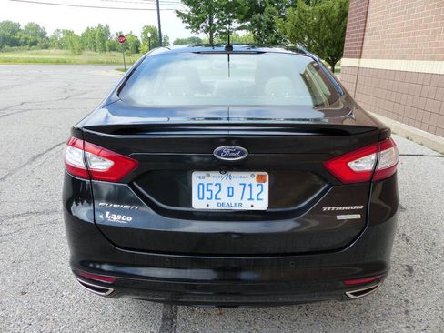 Used 2016 Ford Fusion Titanium FWD image 8