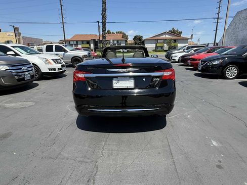 Used 2012 Chrysler 200 Touring FWD image 3