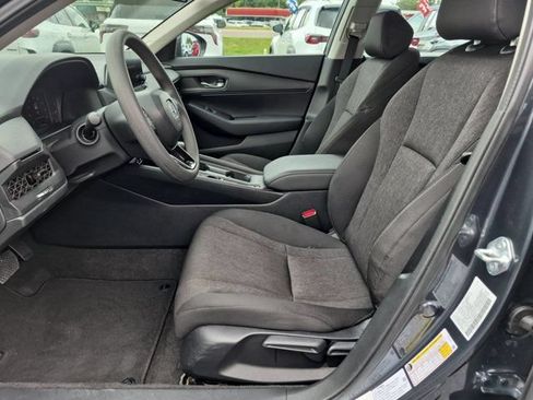 Used 2025 Honda Accord LX image 24