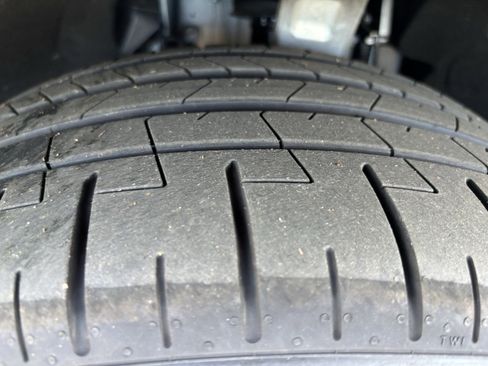 New 2026 BMW X5 M60i image 12