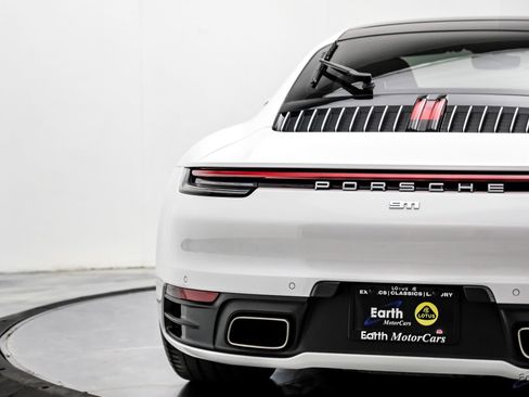 Used 2020 Porsche 911 Carrera RWD image 13